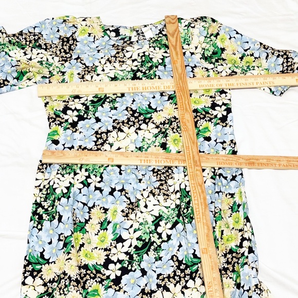 H&M Midi Floral Short Sleeve Dress M Medium Office/Career/Work/Party/Casual EUC - Picture 5 of 7